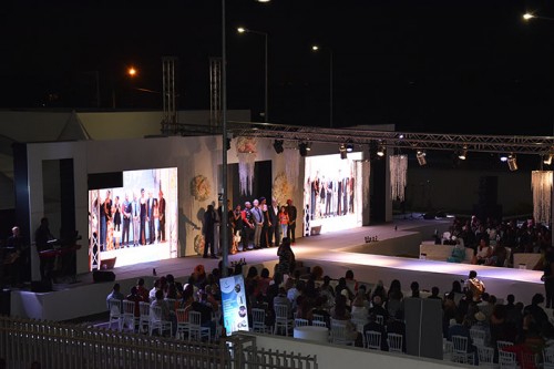 DEFILE DE MODE